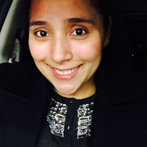 Meet your Posher, Adamarys - Picture 1 of 1